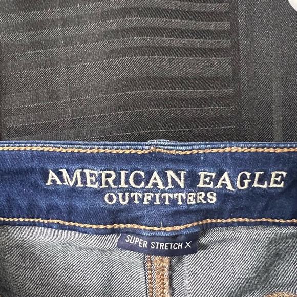 Pre-Loved American Eagle Hi-Rise Jeggings Crop - Picture 3 of 6